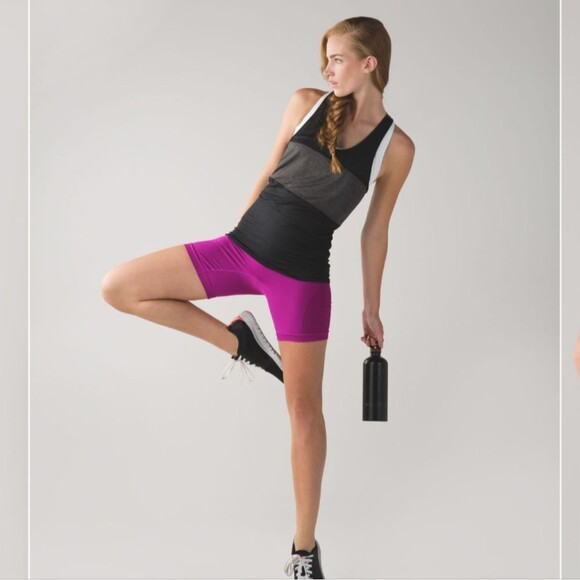 Lululemon Sculpt Short 6" regal plum - Picture 1 of 5